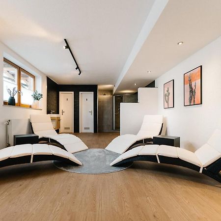 Moderne 2 Zi.-Fewo Blackforest Art Barrierefrei Naehe Freiburg Simonswald Exterior foto